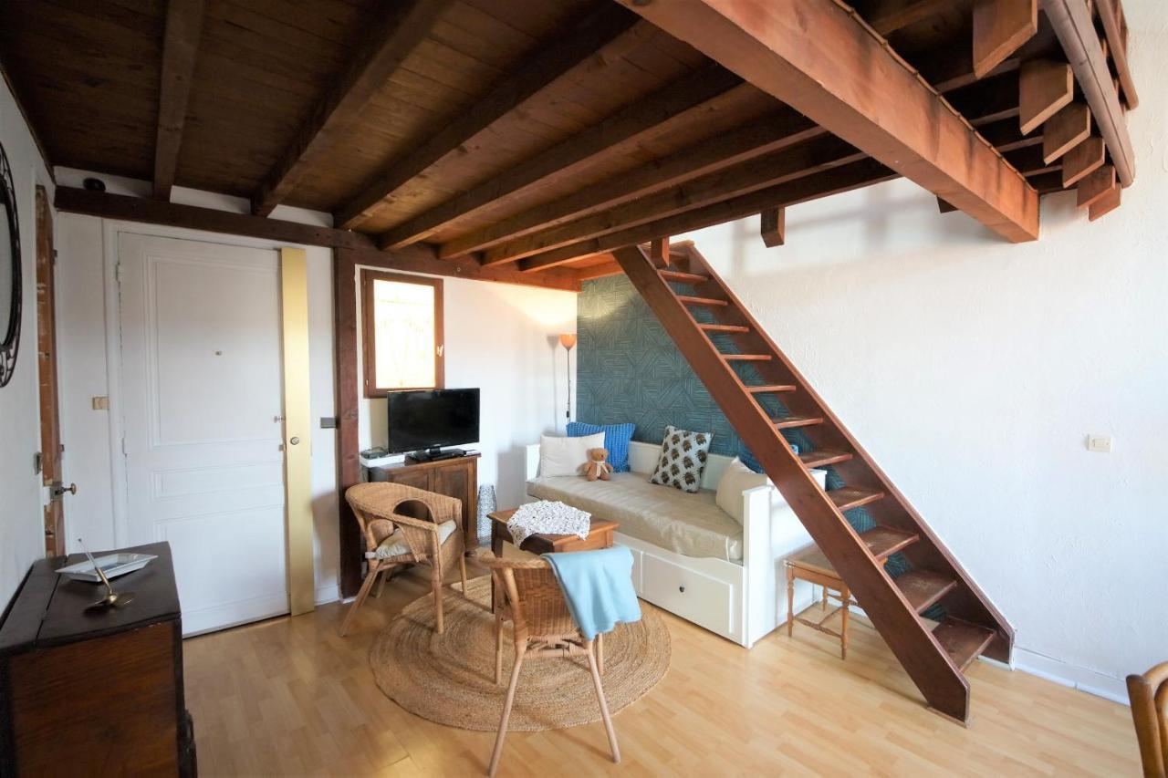 Appartement Le Mehari Cassis Eksteriør bilde