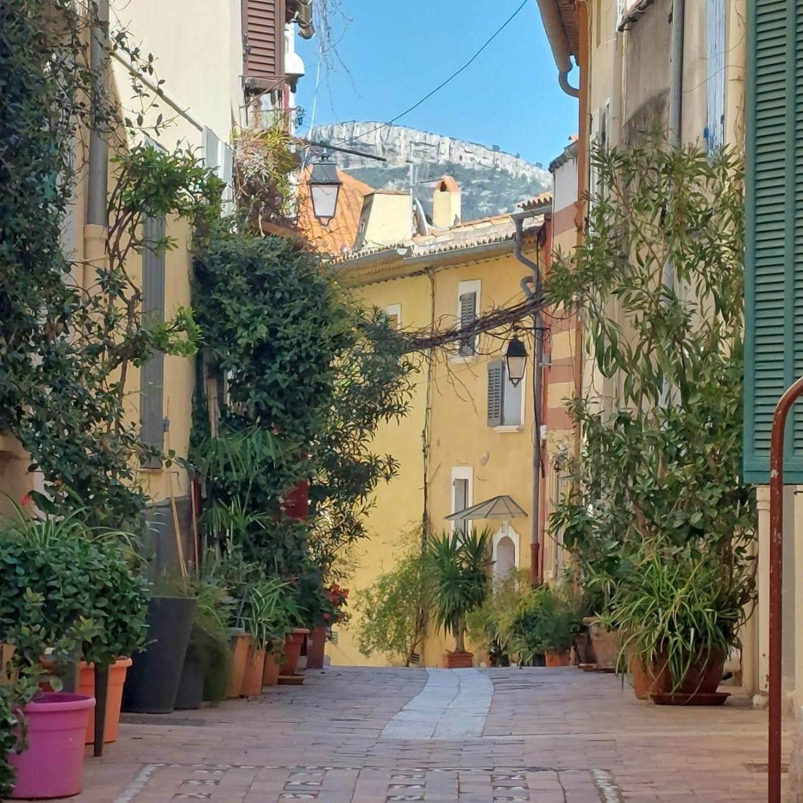 Appartement Le Mehari Cassis Eksteriør bilde